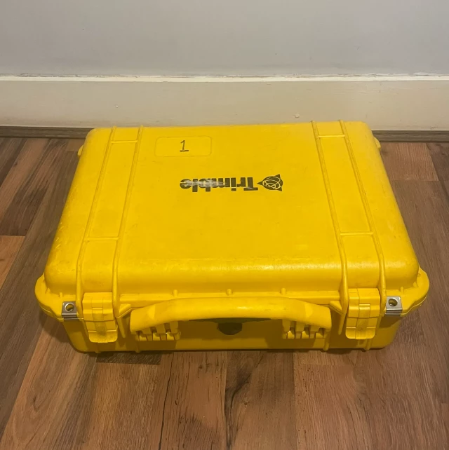 Trimble R10 Base/Rove