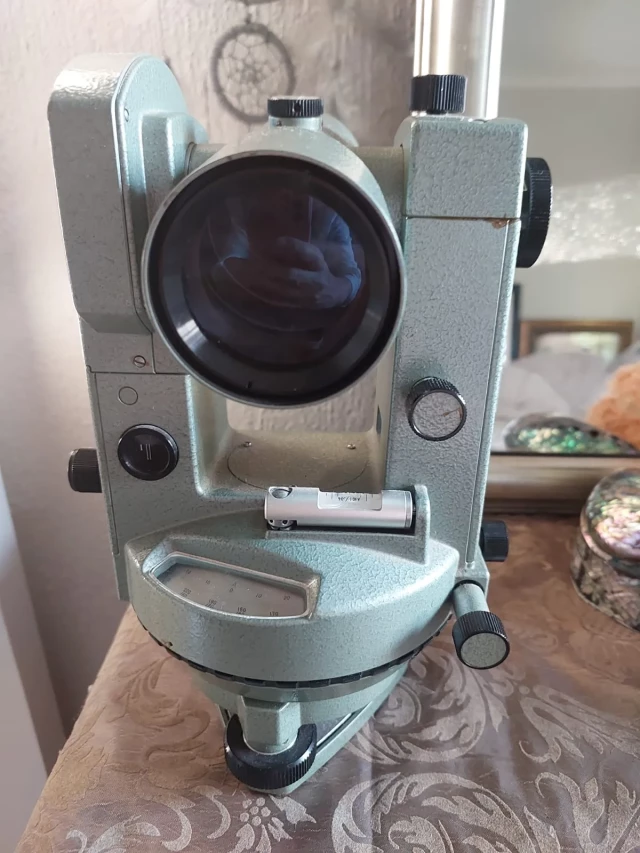FUJI FM-1 Theodolite